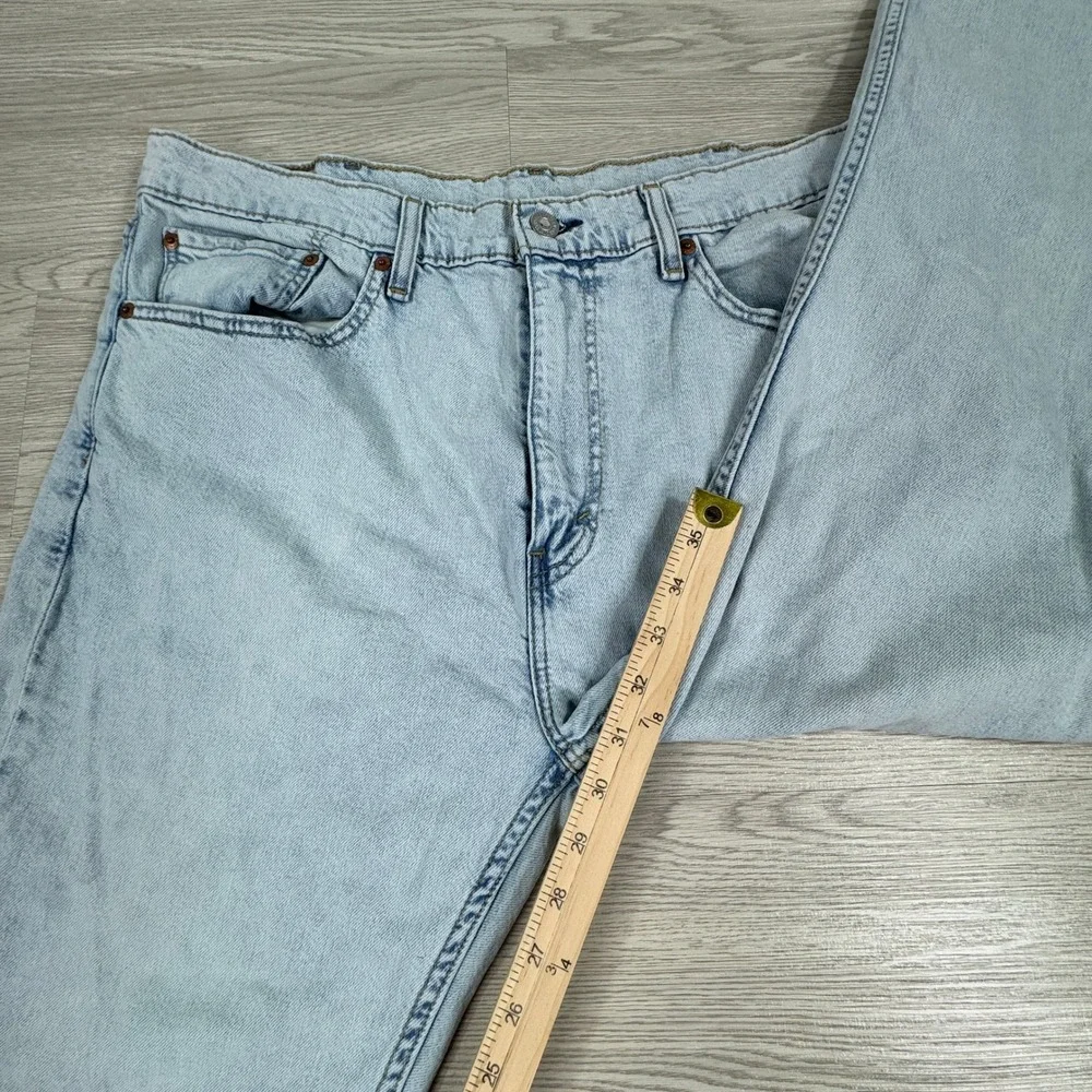 Levi's Mens Jeans 505 Regular Fit Light Wash Blue 38x32 Straight Leg Stretch‎